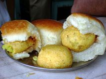 vada_pav_3.jpg