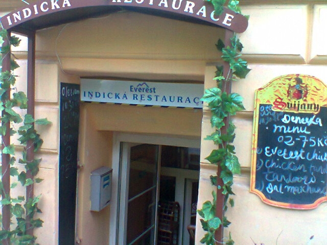 Everest Indian Restaurant